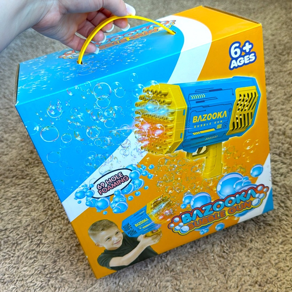 Bazooka Bubble Gun • New & Unopened 🫧 For Ages 6+